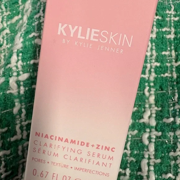 Bundle! Kylie Kylieskin Cosmetics Skincare Lot 4 piece IN BOX NEW - Picture 9 of 15